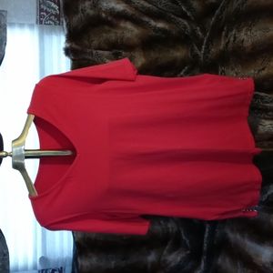 Belle by  kim gravel red large tee